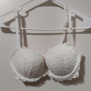 Victoria Secret Lacy Floral Date PushUp Bra Sz 36C